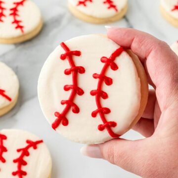 upclose shot of baseball sugar cookie