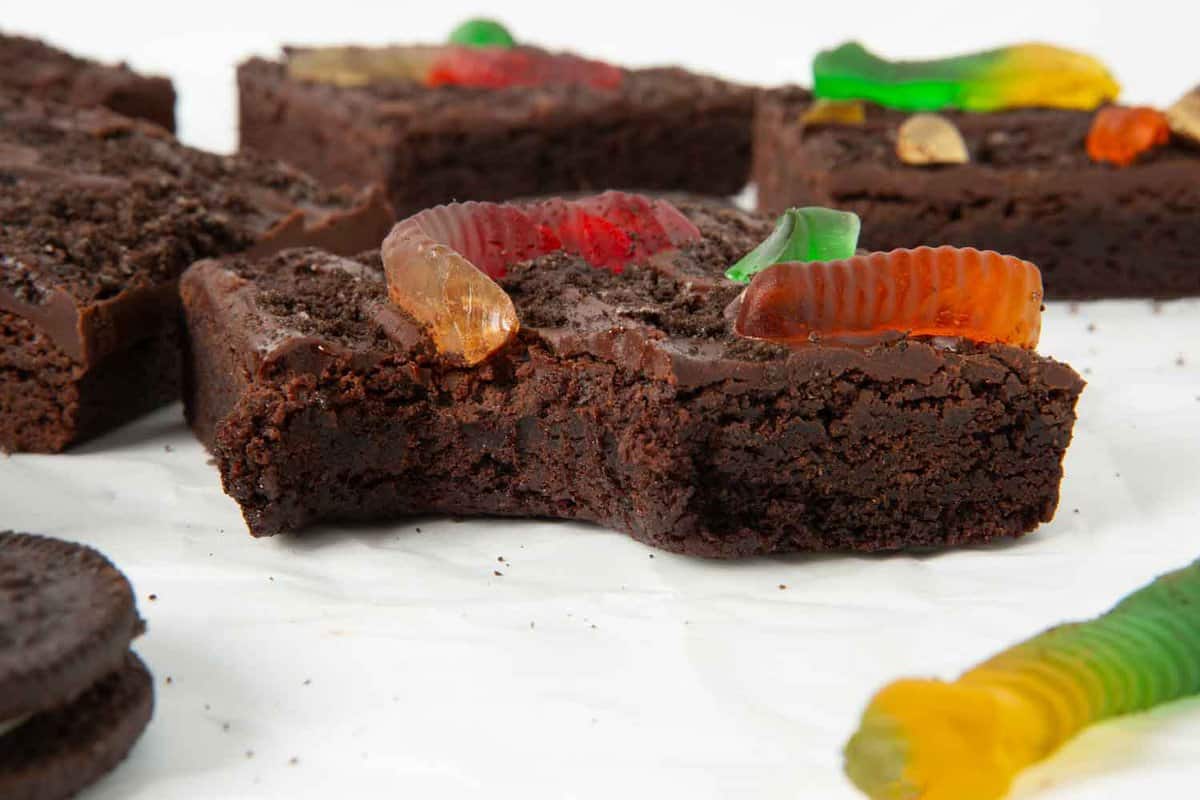dirt dessert cookie bars