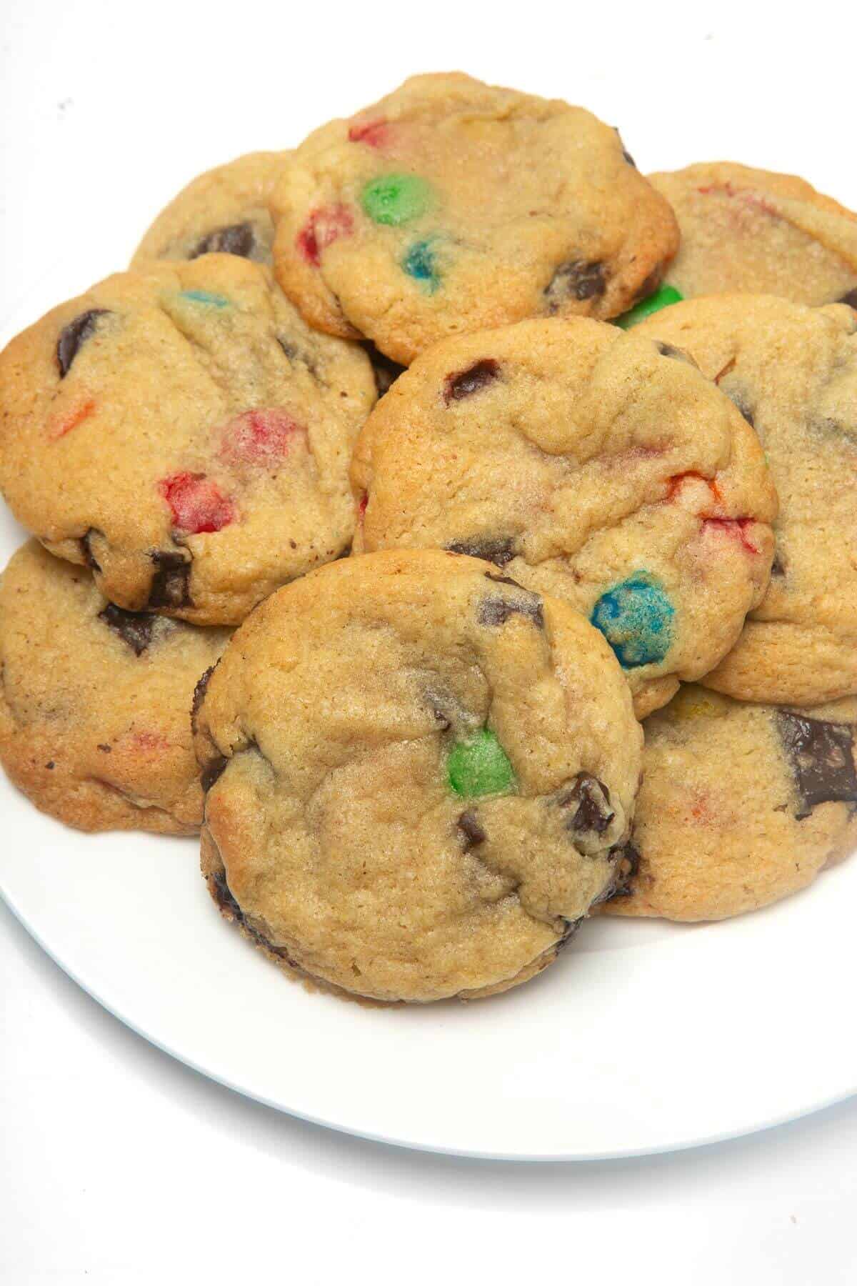 Baked cookies on white plate.